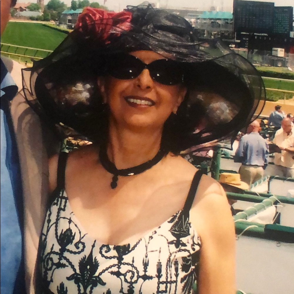 Meet your Posher, Loretta